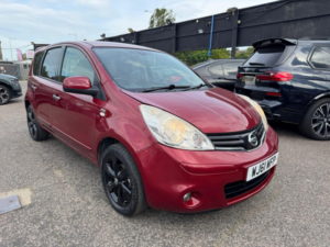 2011 Nissan Note 1.6 16v N-Tec Auto Euro 5 5dr in Red — image 5