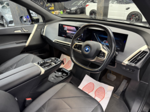 2022 BMW Ix Ix Xdrive40 M Sport in Grey — image 2