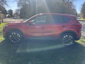 2017 Mazda Cx-5 2.2 Skyactiv-D Sport Nav in Red — image 5