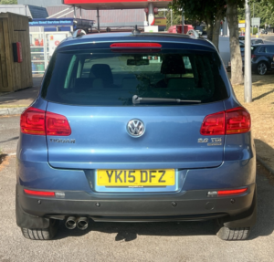 2015 Volkswagen Tiguan 2.0 Tdi Bluemotion Tech Match 4motion in Blue — image 6