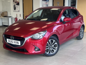 2016 Mazda Mazda2 1.5 Skyactiv-G Sport Nav in Red — image 3