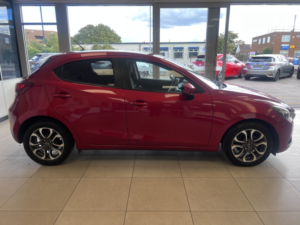 2016 Mazda Mazda2 1.5 Skyactiv-G Sport Nav in Red — image 4