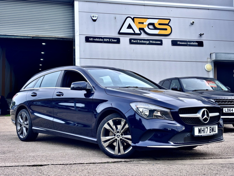 2017 Mercedes-Benz Cla 1.6 Cla180 Sport in Blue — image 1