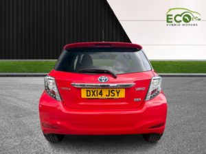 2014 Toyota Yaris 1.5 Vvt-H Trend in Red — image 6