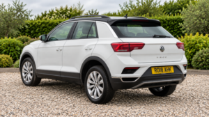 2018 Volkswagen T-Roc 1.0 Tsi Se in White — image 2