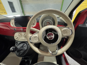 2019 Fiat 500 1.2 1.2 69hp Lounge in Red — image 2