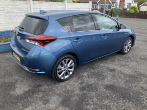 2016 Toyota Auris 1.8 Vvt-H Excel in Blue — image 2