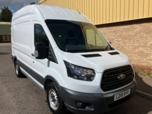 2018 Ford Transit 2.0 350 Ecoblue Panel Van 5dr Diesel Manual Fwd L2 H3 Euro 6 (130 Ps) in White — image 3