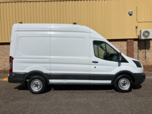 2018 Ford Transit 2.0 350 Ecoblue Panel Van 5dr Diesel Manual Fwd L2 H3 Euro 6 (130 Ps) in White — image 4