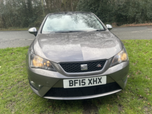 2015 SEAT Ibiza 1.2 Tsi Fr in Grey — image 3
