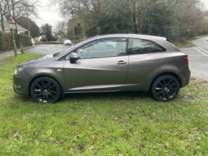 2015 SEAT Ibiza 1.2 Tsi Fr in Grey — image 5