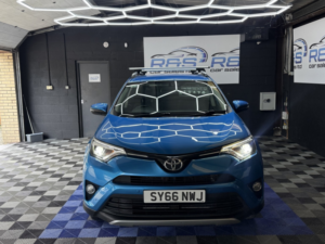 2016 Toyota Rav4 2.0 V-Matic Excel in Blue — image 3