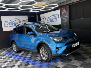 2016 Toyota Rav4 2.0 V-Matic Excel in Blue — image 4