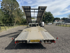2021 Isuzu Forward Twin Deck Recovery Easy Shift in White — image 4
