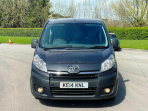 2014 Toyota Proace 2.0 1200 Hdi Fwd L2 H1 5dr in Grey — image 4
