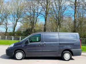 2014 Toyota Proace 2.0 1200 Hdi Fwd L2 H1 5dr in Grey — image 6