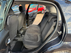 2016 Fiat Punto 1.2 Easy + Euro 6 5dr in Black — image 6