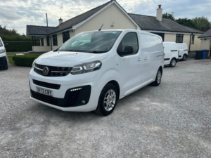 2022 Vauxhall Vivaro 1.5 Vivaro Sportive 1.5d 100 M6 L1h1 27/2900 Panel Van in White — image 4