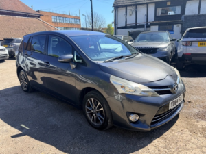 2014 Toyota Verso D-4d Icon in Grey — image 4