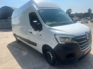 2021 Renault Master 2.3 Dci 28 Advance in White — image 4