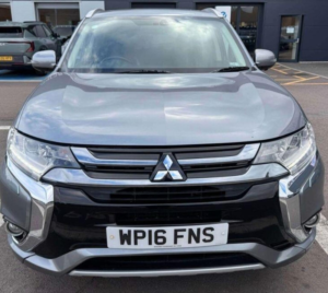 2016 Mitsubishi Outlander 2.0h 12kwh Gx4h CVT 4WD Euro 6 (s/s) 5dr in Grey — image 2
