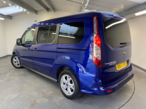 2017 Ford Grand Tourneo Connect 1.5 Tdci Titanium MPV 5dr Diesel Manual Euro 6 (s/s) (120 Ps) in Blue — image 4