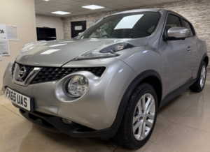 2015 Nissan Juke 1.2 Dig-T Acenta Premium SUV 5dr Petrol Manual Euro 6 (s/s) (115 Ps) in Silver — image 2