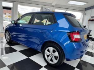 2016 Skoda Fabia 1.2 Tsi Se Euro 6 (s/s) 5dr in Blue — image 4