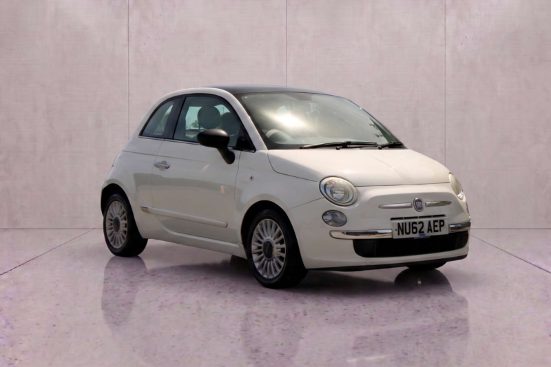 2012 Fiat 500 1.2 500 Lounge Semi-Auto 3dr in White — image 1