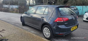 2014 Volkswagen Golf 1.6 Tdi Bluemotion Tech S in Grey — image 5