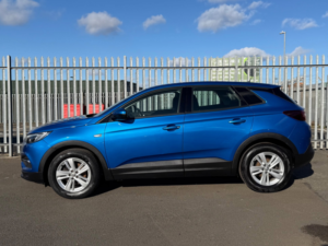 2019 Vauxhall Grandland X 1.2 Turbo Gpf Se SUV 5dr Petrol Manual Euro 6 (s/s) (130 Ps) in Blue — image 4