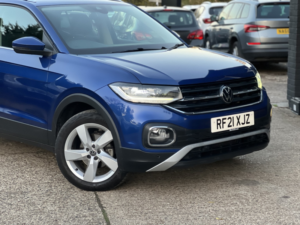 2021 Volkswagen T-Cross 1.0 Tsi Sel in Blue — image 3