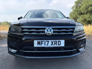 2017 Volkswagen Tiguan 2.0 Tdi Bluemotion Tech Sel DSG 4motion Euro 6 (s/s) 5dr in Black — image 5