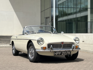 1971 MG Mgb in White — image 3