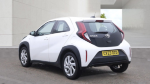 2023 Toyota Aygo X 1.0 Vvt-I Pure Hatchback 5dr Petrol X-Shift Euro 6 (s/s) (72 Ps) in White — image 5