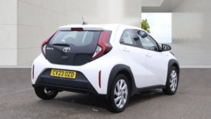 2023 Toyota Aygo X 1.0 Vvt-I Pure Hatchback 5dr Petrol X-Shift Euro 6 (s/s) (72 Ps) in White — image 6