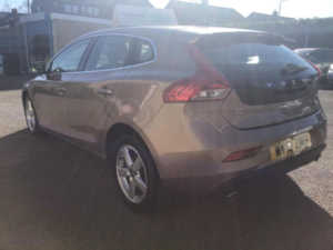 2013 Volvo V40 1.6 T3 Se Euro 5 (s/s) 5dr in Bronze — image 4