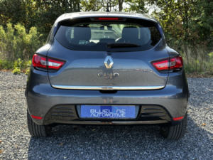 2017 Renault Clio 1.2 Dynamique Nav 1.2 16v 75 in Grey — image 6