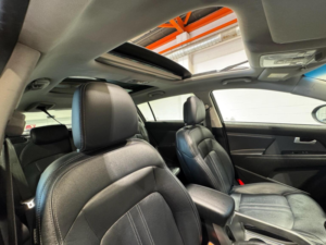 2014 Kia Sportage 1.7 Crdi Ecodynamics 3 2WD Euro 5 (s/s) 5dr in Black — image 4