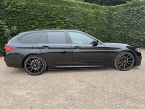 2018 BMW 5 Series 2.0 520i M Sport Touring in Black — image 2
