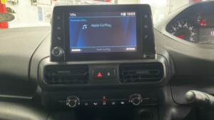 2020 Peugeot Partner 1.5 Bluehdi 950 Professional Diesel White 6dr No Vat+1 Keeper in White — image 6