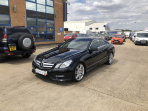 2012 Mercedes-Benz E Class 3.0 E350 Cdi V6 Blueefficiency Sport in Black — image 3