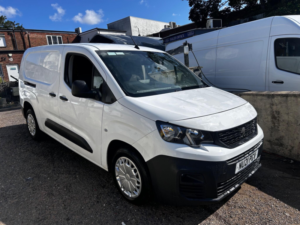 2021 Peugeot Partner