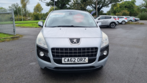 2013 Peugeot 3008 1.6 Hdi Active in Silver — image 4
