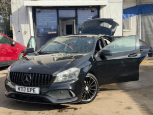 2017 Mercedes-Benz A Class 1.6 A200 Amg Line 7g-Dct Euro 6 (s/s) 5dr in Black — image 3