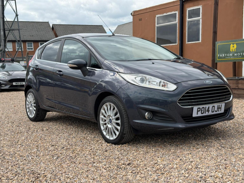 2014 Ford Fiesta 1.6 Titanium Powershift Euro 5 5dr in Grey — image 1