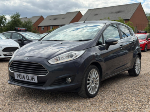 2014 Ford Fiesta 1.6 Titanium Powershift Euro 5 5dr in Grey — image 3