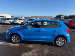 2014 Volkswagen Polo 1.4 Tdi Bluemotion Tech Se Euro 6 (s/s) 5dr in Blue — image 4