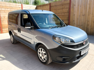 2020 Fiat Doblo 4 SEAT Wheelchair Accessible Disabled Access Vehicle Wav in Blue — image 3
