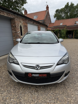 2011 Vauxhall Astra Gtc 2.0 Cdti Sri in Silver — image 6